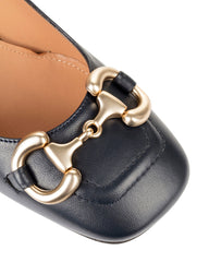 Bianca Buccheri Olla Navy Pump