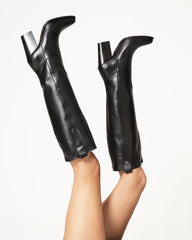 Bianca Buccheri Hadid Black