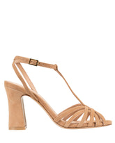 Bianca Buccheri Grace Camel