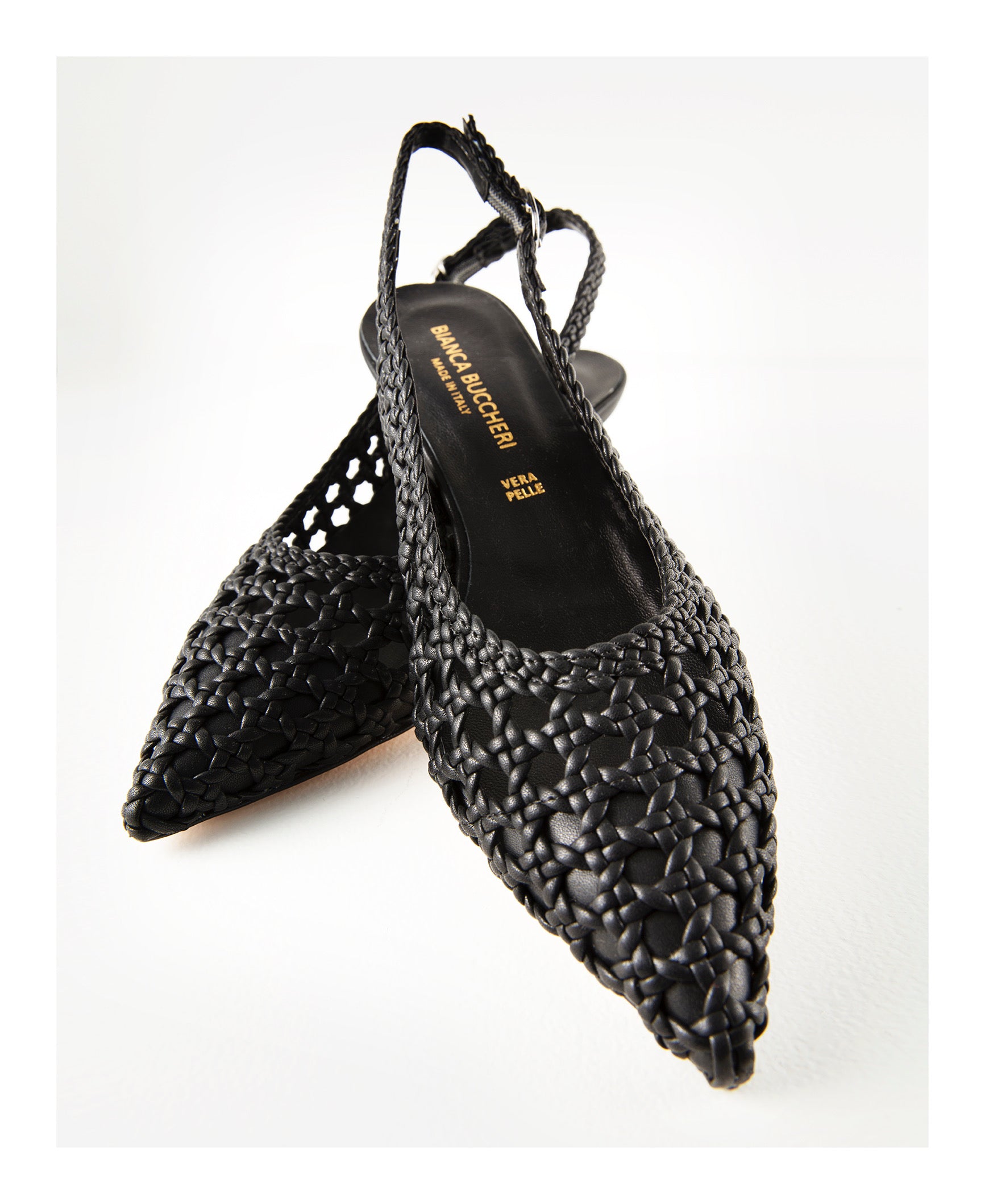 Bianca Buccheri Sorel Black