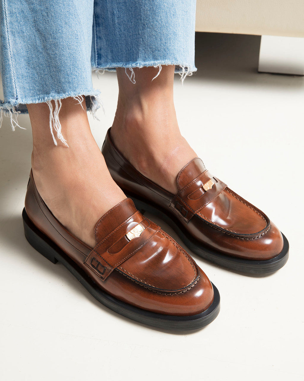 Bianca Buccheri Honora Tan Loafer