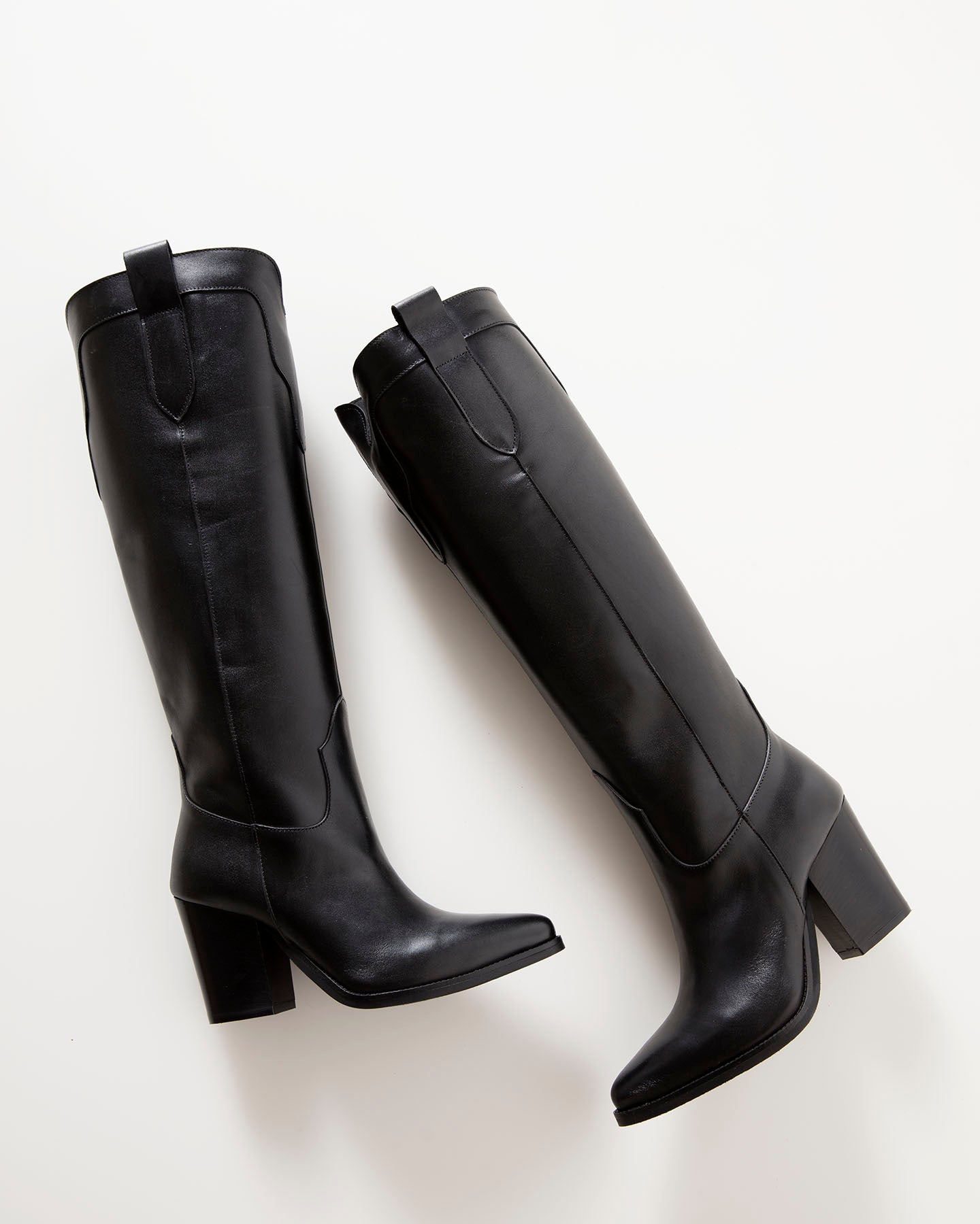 Bianca Buccheri Hadid Black