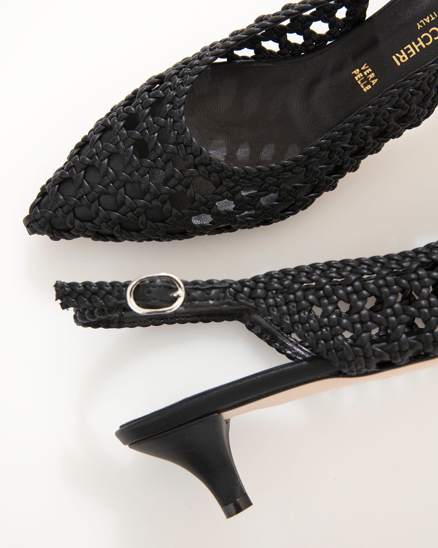 Bianca Buccheri Sorel Black