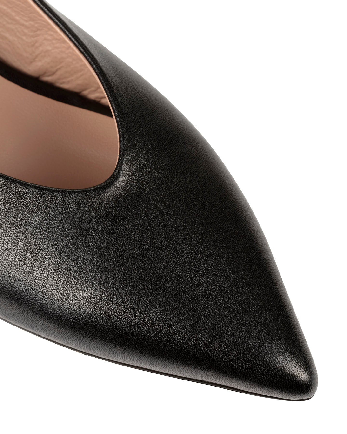 Bianca Buccheri Chels Black