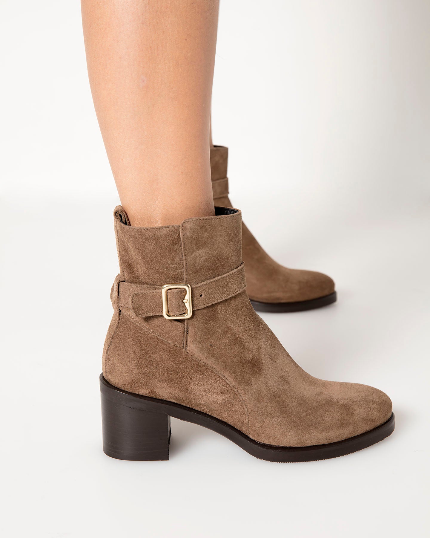 Bianca Buccheri Renne Taupe