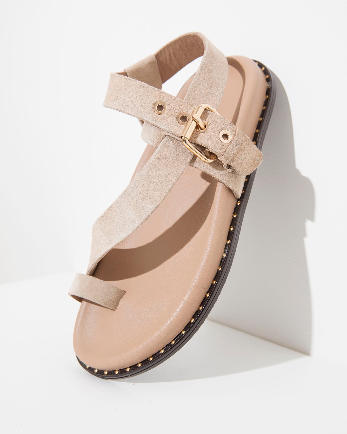 Dolci Firme Playa Beige Suede Toe-Loop Sandal
