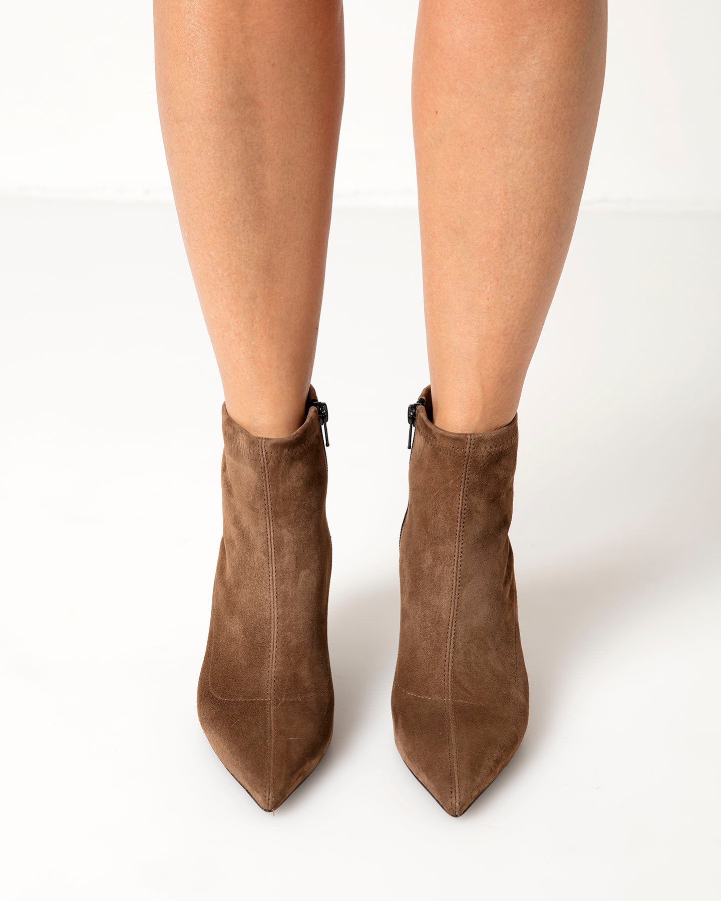 Bianca Buccheri Tiffany Taupe