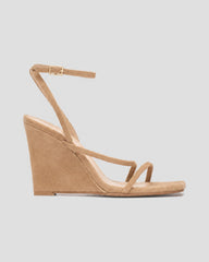 Bianca Buccheri Jessie Camel